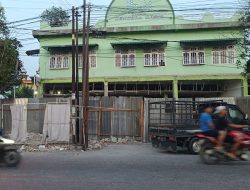 Kepling Lk. XII, Kelurahan Mabar, Kecamatan Medan Deli Diduga Menerima Suap Dari Pemilik Bangunan  Yang Diduga Tak Berizin Di Wilayahnya